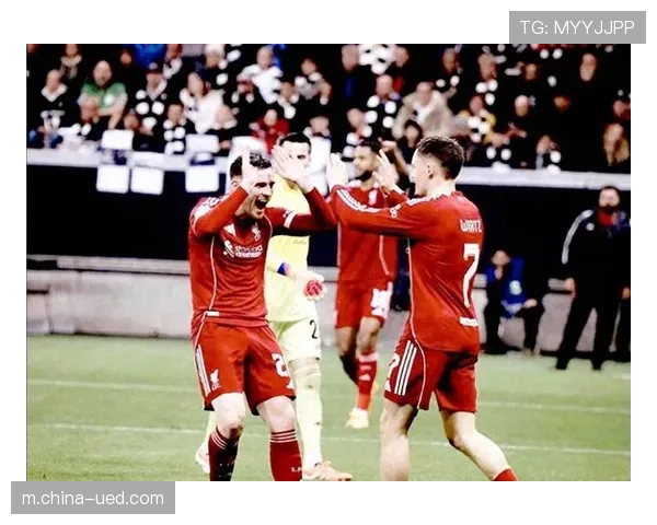 利物浦欧冠内战外战判若两队 轮换策略引发更衣室微妙情绪